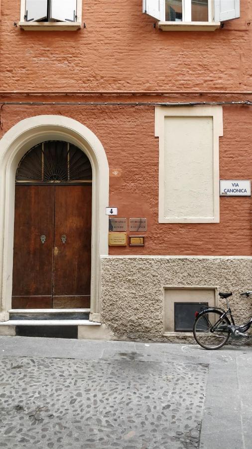 Canonica Suites Bologna Exterior foto